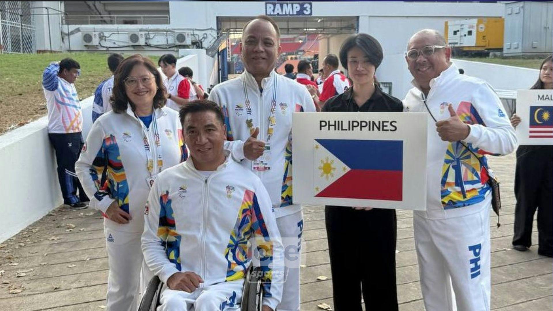 Jerrold Mangliwan leads Team Philippines in ASEAN Para Games opening ceremony